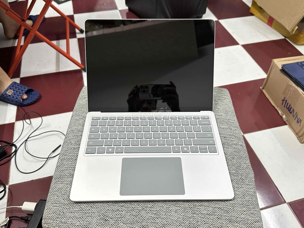 Surface Laptop 7 - X Plus/16G/256G 13.8inch - bạc. Mua bán Laptop tại Quận 1 Tp Hồ Chí Minh được đăng bởi Hữu Surface hình 1