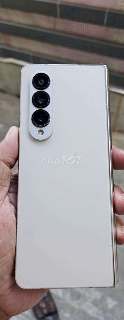 Samsung Galaxy Z Fold4 256GB Trắng. Mua bán Điện thoại tại Huyện Bình Chánh Tp Hồ Chí Minh được đăng bởi phuhoang hình 1