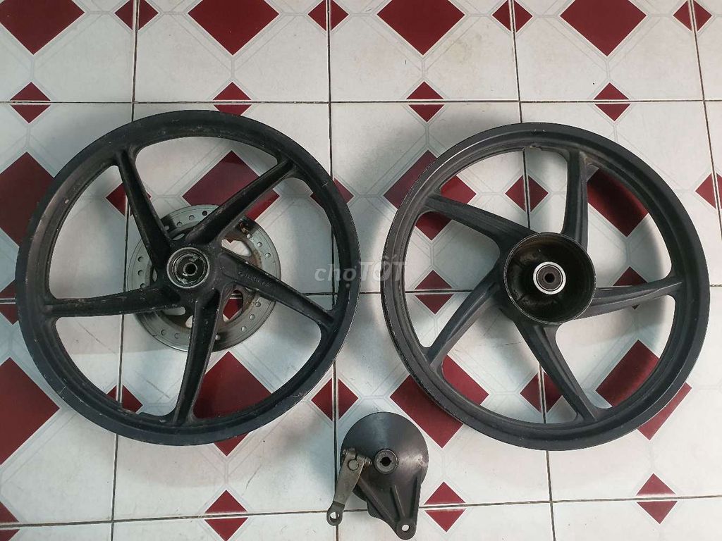 Cặp bánh mâm đĩa lõm gắn future neo kim, future 2. Mua bán Phụ tùng xe tại Quận Ninh Kiều Cần Thơ được đăng bởi Lê Thành Phát  hình 3