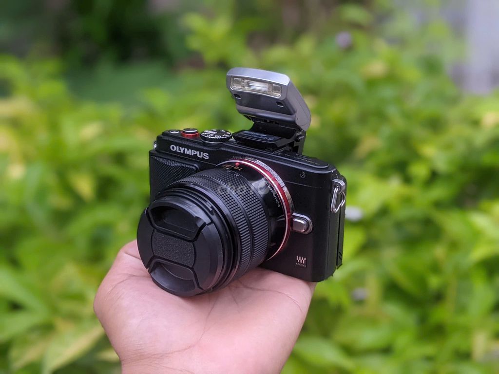 [Máy ảnh KTS] Olympus EPL6 14-42mm Đen. Mua bán Máy ảnh, Máy quay tại Quận 6 Tp Hồ Chí Minh được đăng bởi may anh KTS hình 1