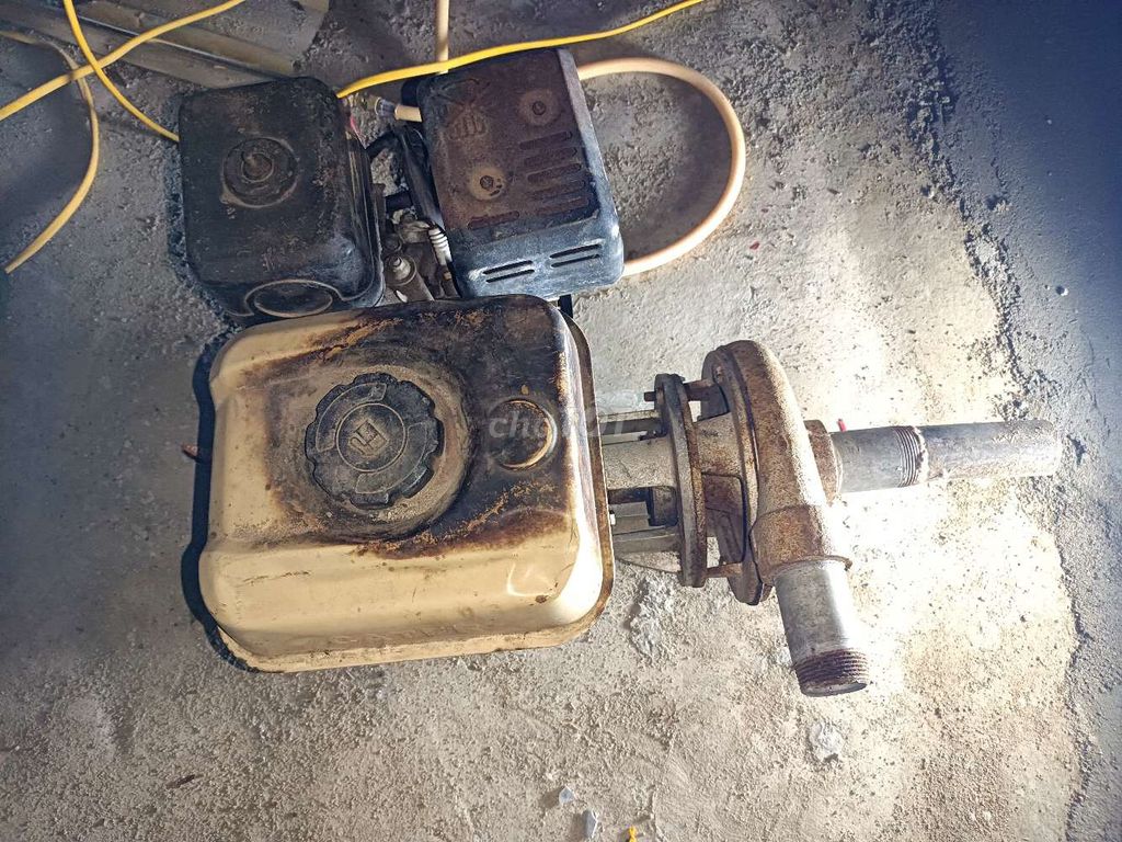 Máy bơm nước Honda Đỏ Đã sử dụng. Mua bán Đồ chuyên dụng, Giống nuôi trồng tại Huyện Đam Rông Lâm Đồng được đăng bởi phúc hình 1