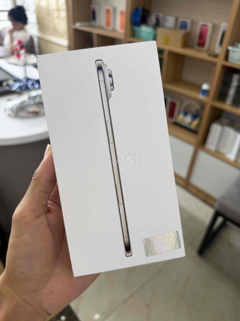 Apple iPhone 1TB Vàng Mới 100% Chính Hãng Vn. Mua bán Điện thoại tại Quận Gò Vấp Tp Hồ Chí Minh được đăng bởi Icon Mobile hình 1