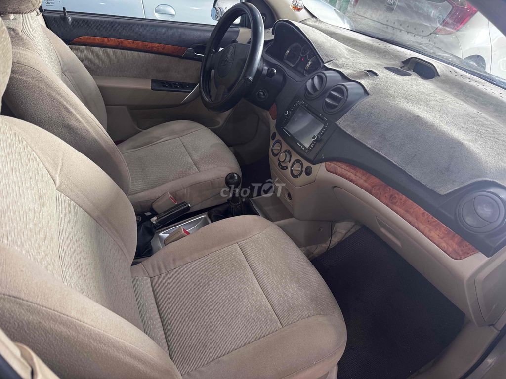 Daewoo Gentra màu Bạc. Mua bán Ô tô tại Quận Bình Thuỷ Cần Thơ được đăng bởi Phi hình 13