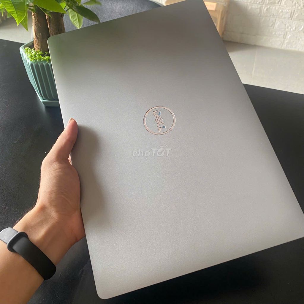Dell Latitude 5510 i5 8GB/256GB Xám Like New. Mua bán Laptop tại Huyện Đất Đỏ Bà Rịa - Vũng Tàu được đăng bởi Phạm Viết Thống hình 1