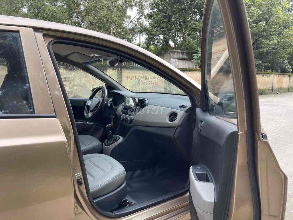 Hyundai Grand i10 2015 Grand 1.2 MT -. Mua bán Ô tô tại Thành phố Biên Hòa Đồng Nai được đăng bởi Nguyễn Văn Bảy hình 9