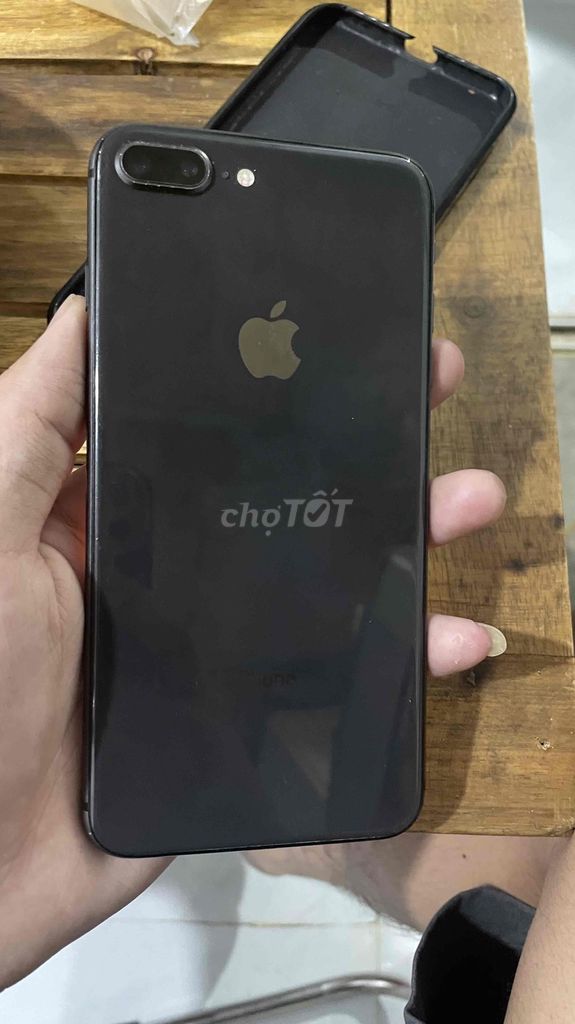 iPhone 8 Plus 64GB Đen. Mua bán Điện thoại tại Thành phố Buôn Ma Thuột Đắk Lắk được đăng bởi Minh Phat hình 1
