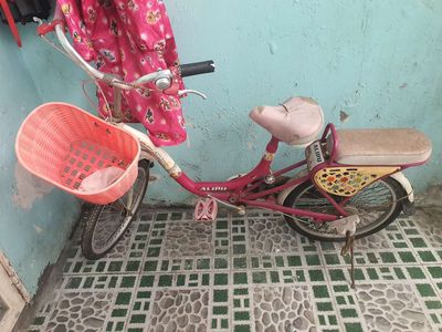 Con lớn cần bán xe đạp  như hình con đi tốt. Mua bán Xe đạp tại Quận Hải Châu Đà Nẵng được đăng bởi Hiep