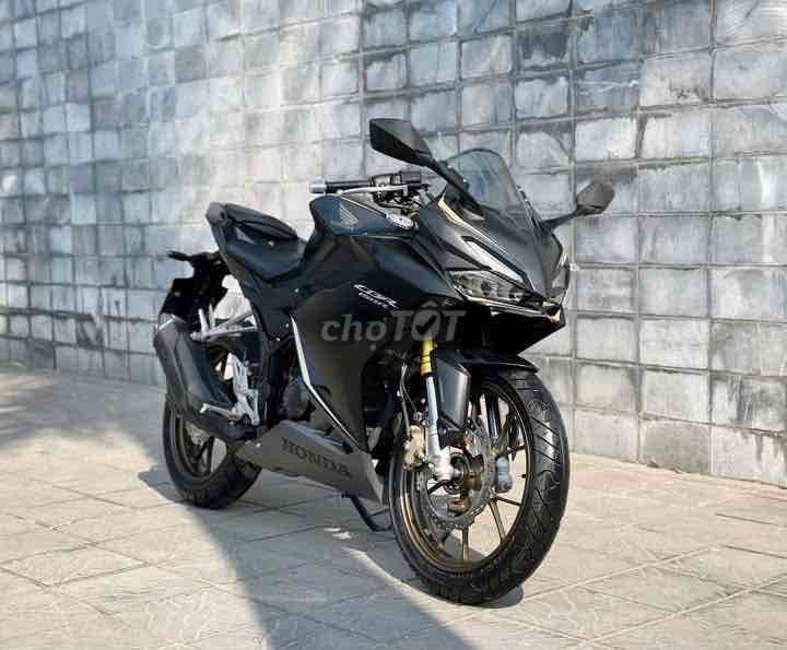 Honda CBR150R 2025 Đen 2700km. Mua bán Xe máy tại Quận Cầu Giấy Hà Nội được đăng bởi Tuấn Việt Motor hình 6