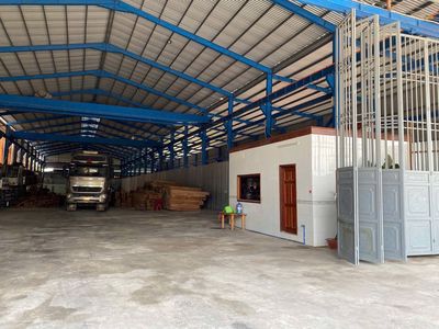 Cho thuê xưởng Mt .Ql1a cái bè Tiền Giang dt 2200m. Cho thuê văn phòng, mặt bằng kinh doanh tại Huyện Cái Bè Tiền Giang được đăng bởi Trọng kho xưởng