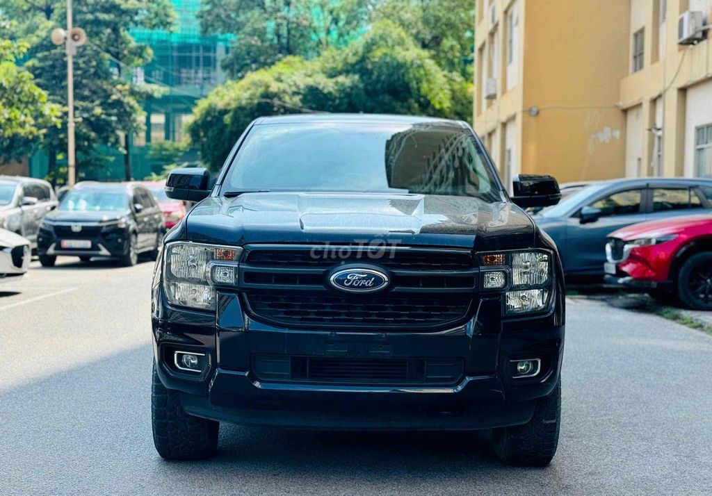 Форд XLS 2022 Черный