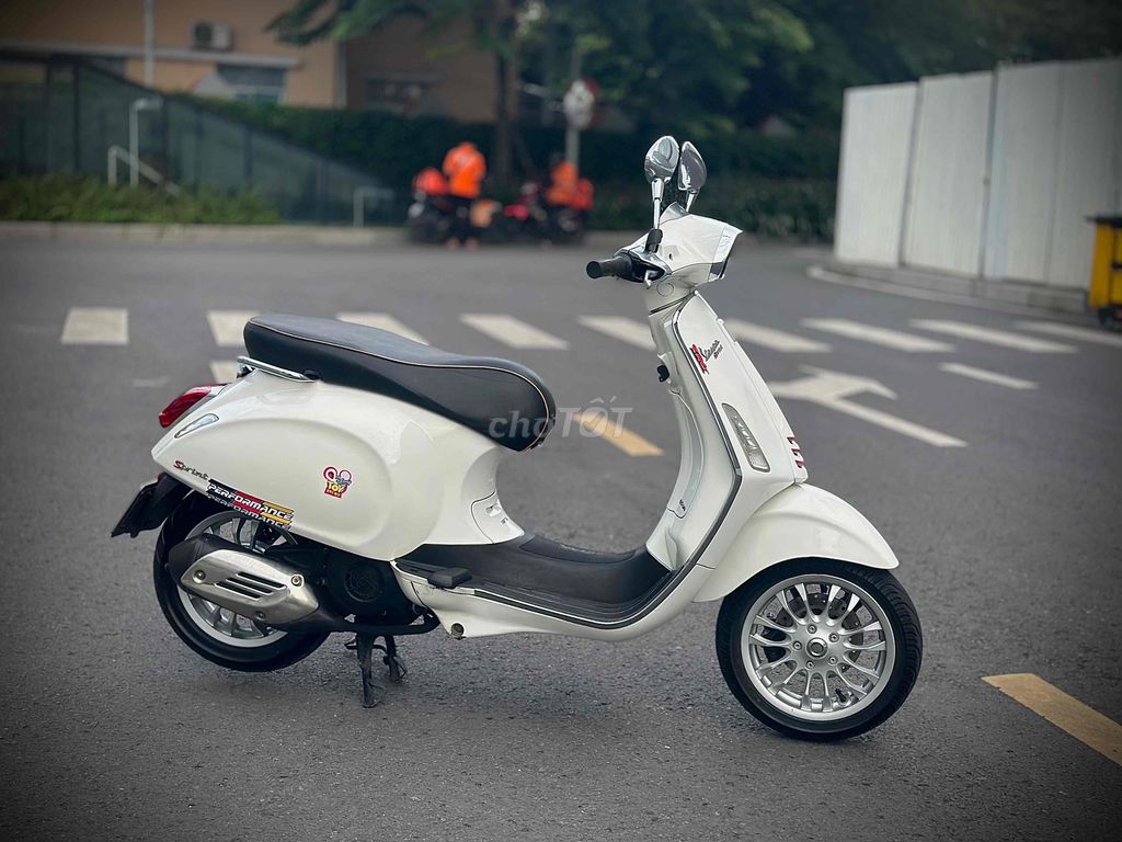 Piaggio Vespa Sprint 125 2015 Trắng. Mua bán Xe máy tại Quận Gò Vấp Tp Hồ Chí Minh được đăng bởi Xe Máy Hiệp Phát hình 6