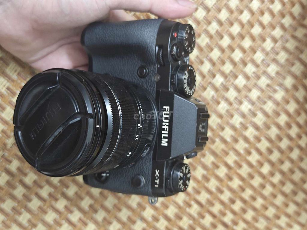 E cần thanh lí fuji xt1 và lens 18-55 f2.8-4. Mua bán Máy ảnh, Máy quay tại Quận Nam Từ Liêm Hà Nội được đăng bởi Công Hiếu Nguyễn hình 1