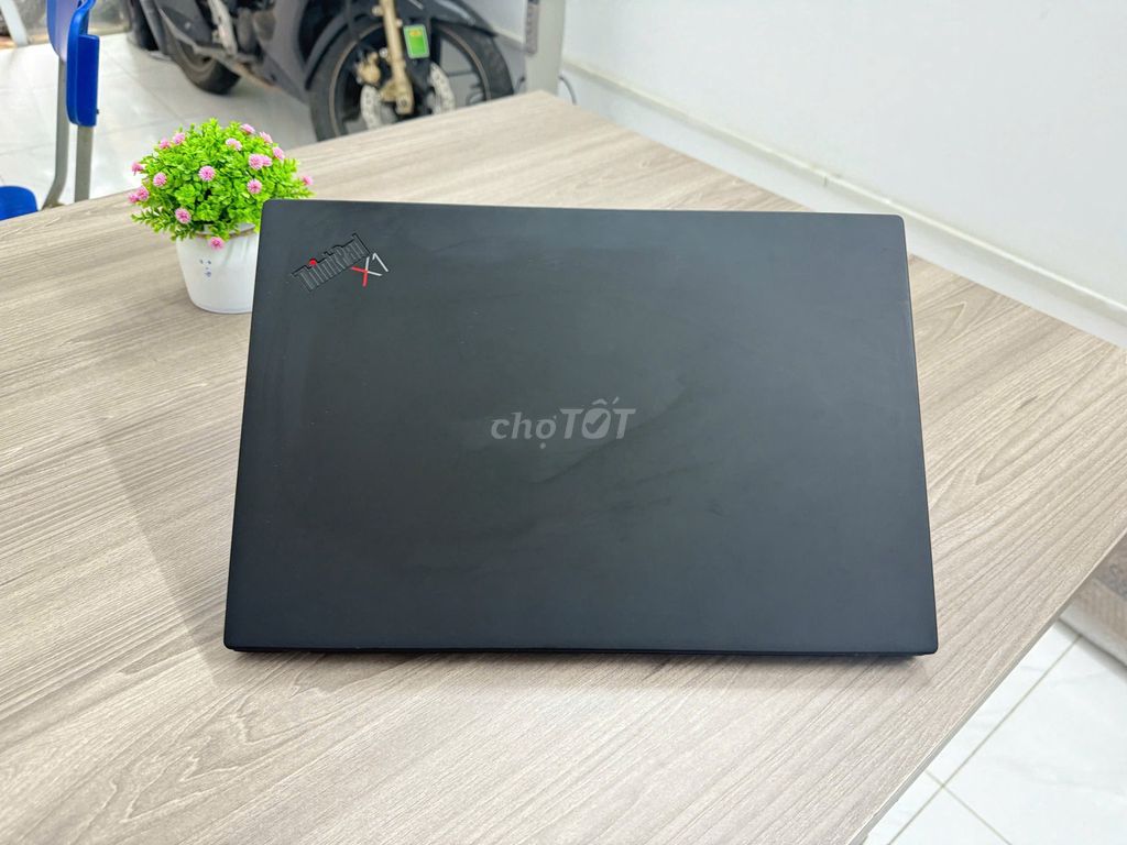 Lenovo ThinkPad X1 Carbon i5-10th|8|256. Mua bán Laptop tại Quận Thanh Xuân Hà Nội được đăng bởi Kiều Sơn hình 1