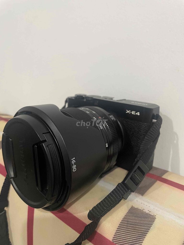 Máy ảnh Fujifilm X-E4 Đen. Mua bán Máy ảnh, Máy quay tại Quận 8 Tp Hồ Chí Minh được đăng bởi Nhat Tran hình 1