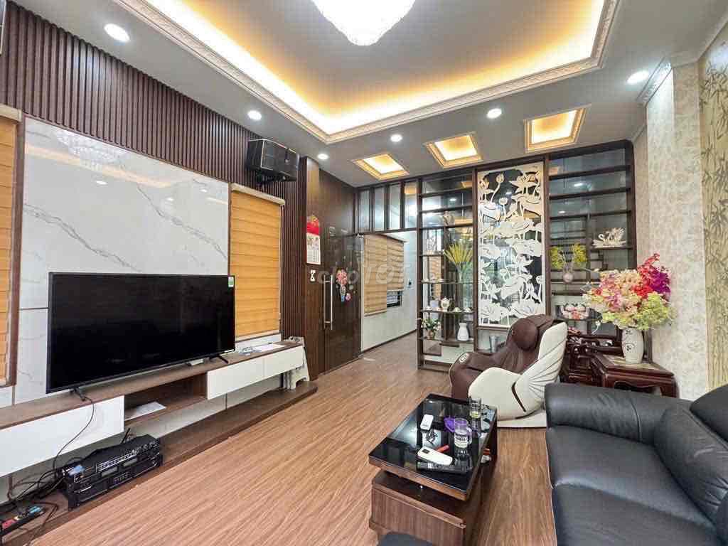 Thanh Nhàn, phân lô, 2 thoáng, nội thất xịn xò, ngõ nông 38m*5T.  6,5T