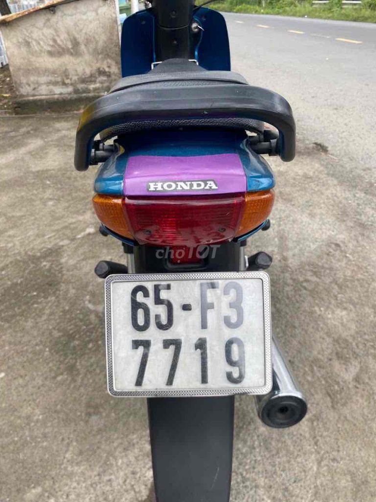 WAVE THÁI 100. Mua bán Xe máy tại Quận Ô Môn Cần Thơ được đăng bởi Trần Sang hình 1