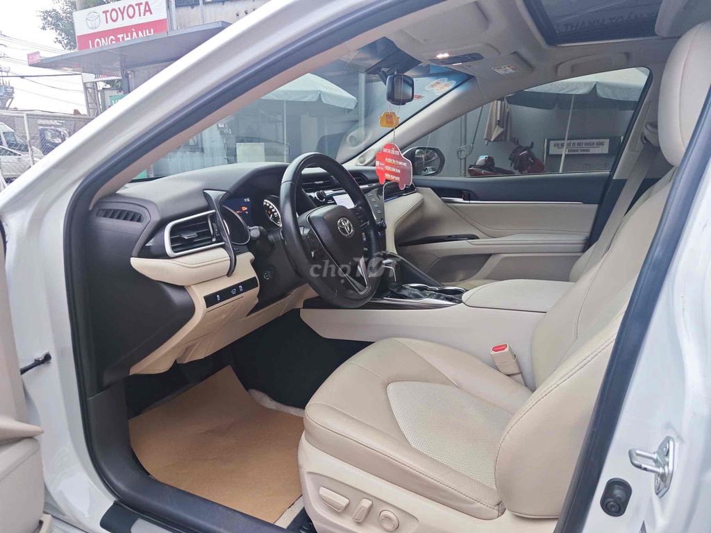 Camry 2020 2.5Q có thương lượng. Mua bán Ô tô tại Huyện Thống Nhất Đồng Nai được đăng bởi Nguyễn An hình 7