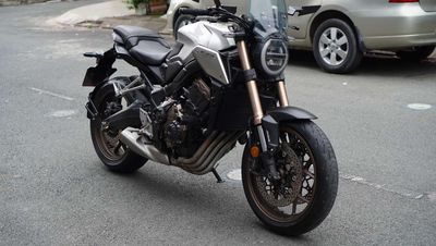 Honda CB650R Bạc Nhám - Biển SG đẹp 67679. Mua bán Xe máy tại Quận Tân Phú Tp Hồ Chí Minh được đăng bởi Đỗ Hoàng