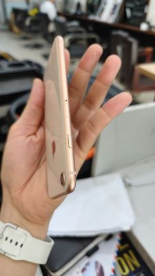 Bán xác iPhone 8 như mới.. Mua bán Điện thoại tại Quận Cầu Giấy Hà Nội được đăng bởi Nguyễn Văn
