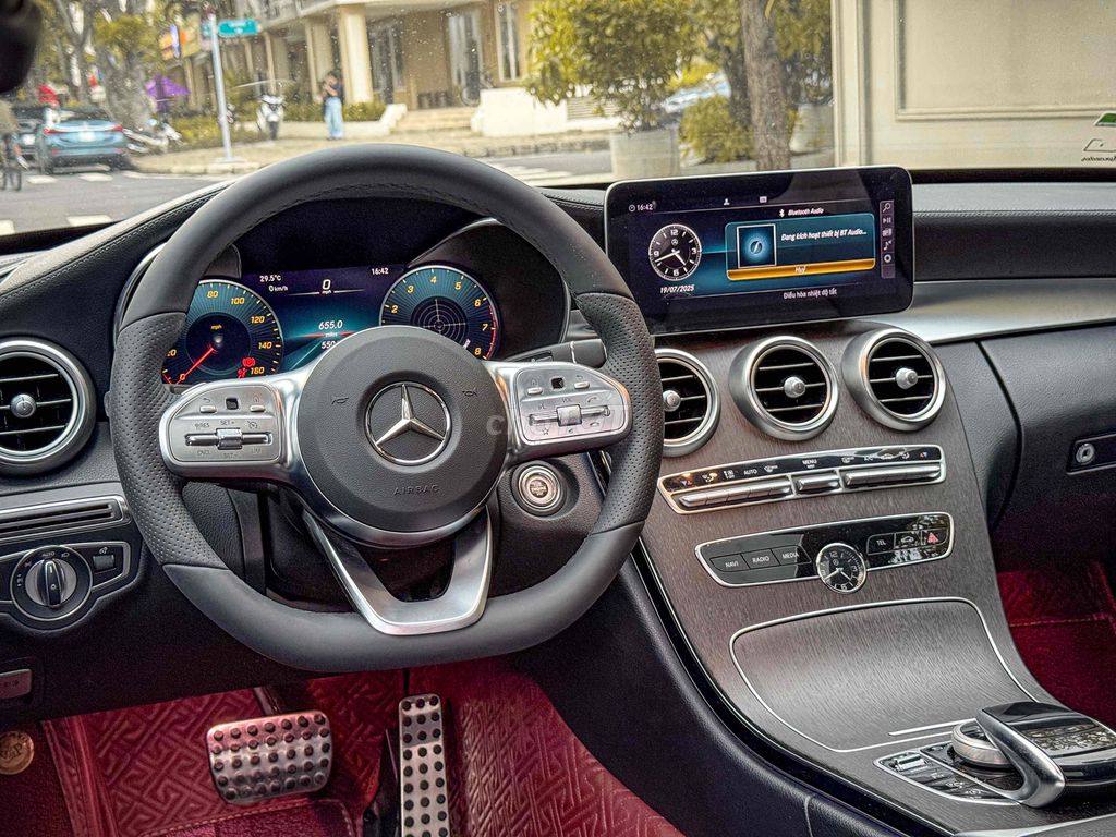 Mercedes C 300 AMG model 2020 thể thao. Mua bán Ô tô tại Quận 7 Tp Hồ Chí Minh được đăng bởi Hồ Tuấn  hình 6