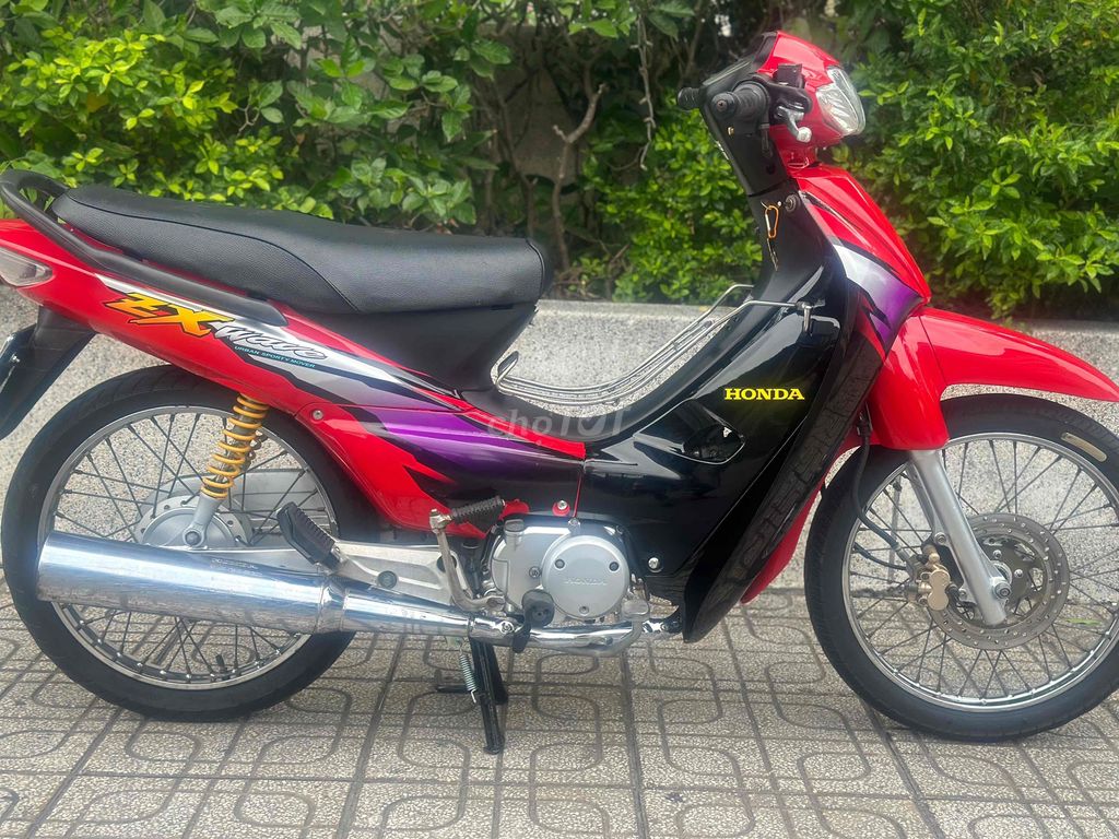 Honda Wave ZX 2005 родной двигатель 50 куб.см номер гор. Хошимин