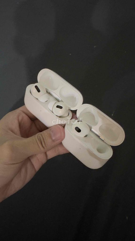 Tai nghe Apple AirPods Pro 1 Trắng Dock chai pin. Mua bán Tivi, Âm thanh tại Quận Thanh Xuân Hà Nội được đăng bởi Hà Thanh Hoàng hình 1