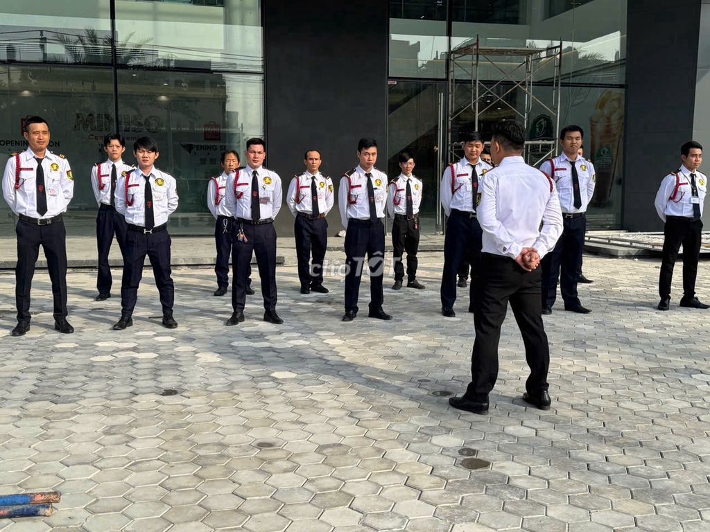 TUYỂN NHÂN VIÊN BẢO VỆ KHU VỰC BÌNH DƯƠNG. Việc làm tại Thành phố Thủ Dầu Một Bình Dương được đăng bởi Hòa hình 4