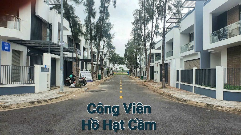 cho thuê biệt thự lớn 400M2 trong khu đô thị đông tăng long