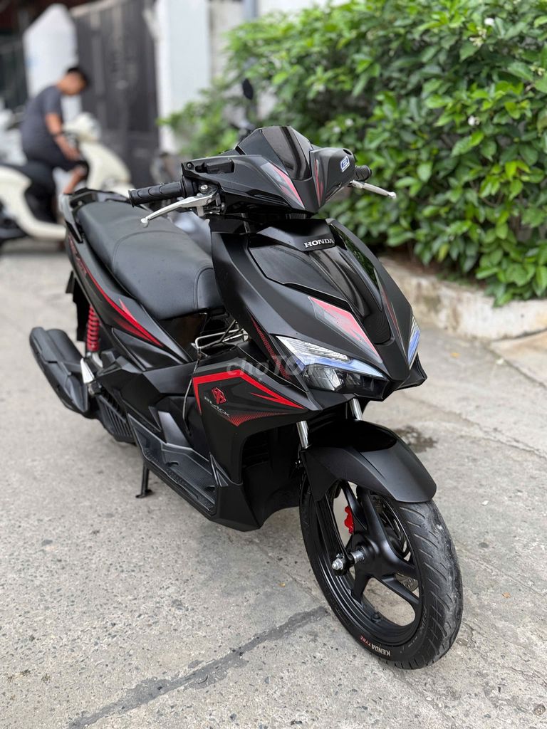 Air Blade 2017, chính chủ nhà sd từ đầu,zin 100%. Mua bán Xe máy tại Quận Nam Từ Liêm Hà Nội được đăng bởi E Hoà hình 4