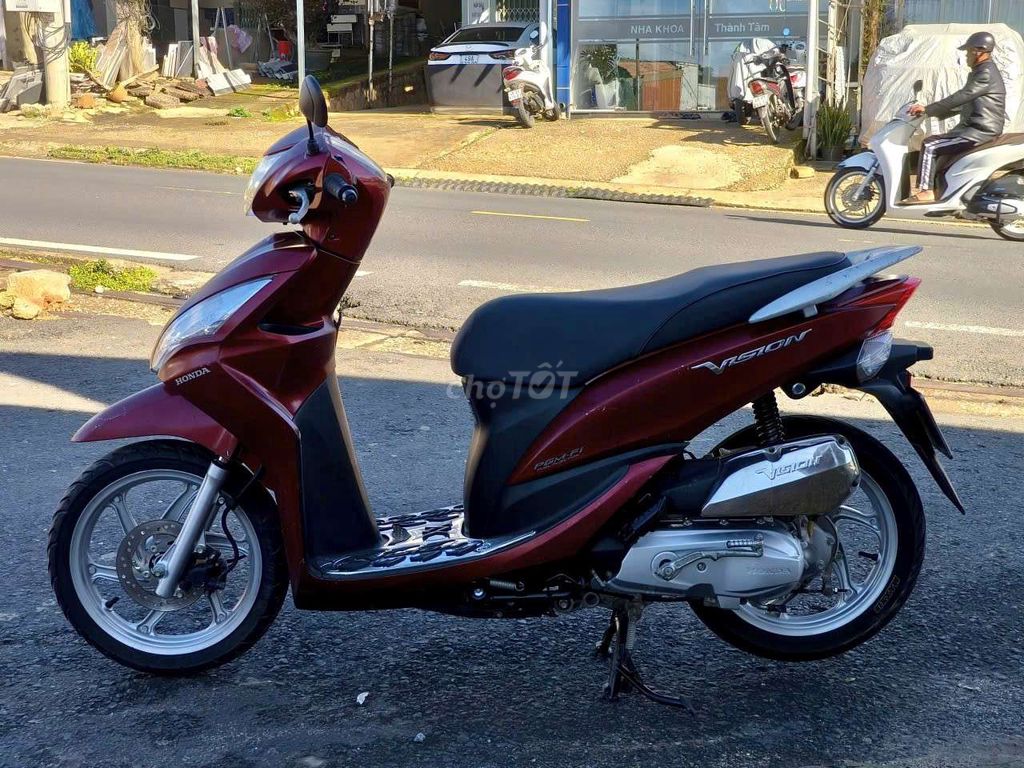 Honda Vision 2013 máy ngon xe sạch đẹp.. Mua bán Xe máy tại Thành phố Đà Lạt Lâm Đồng được đăng bởi Khả Hân hình 5
