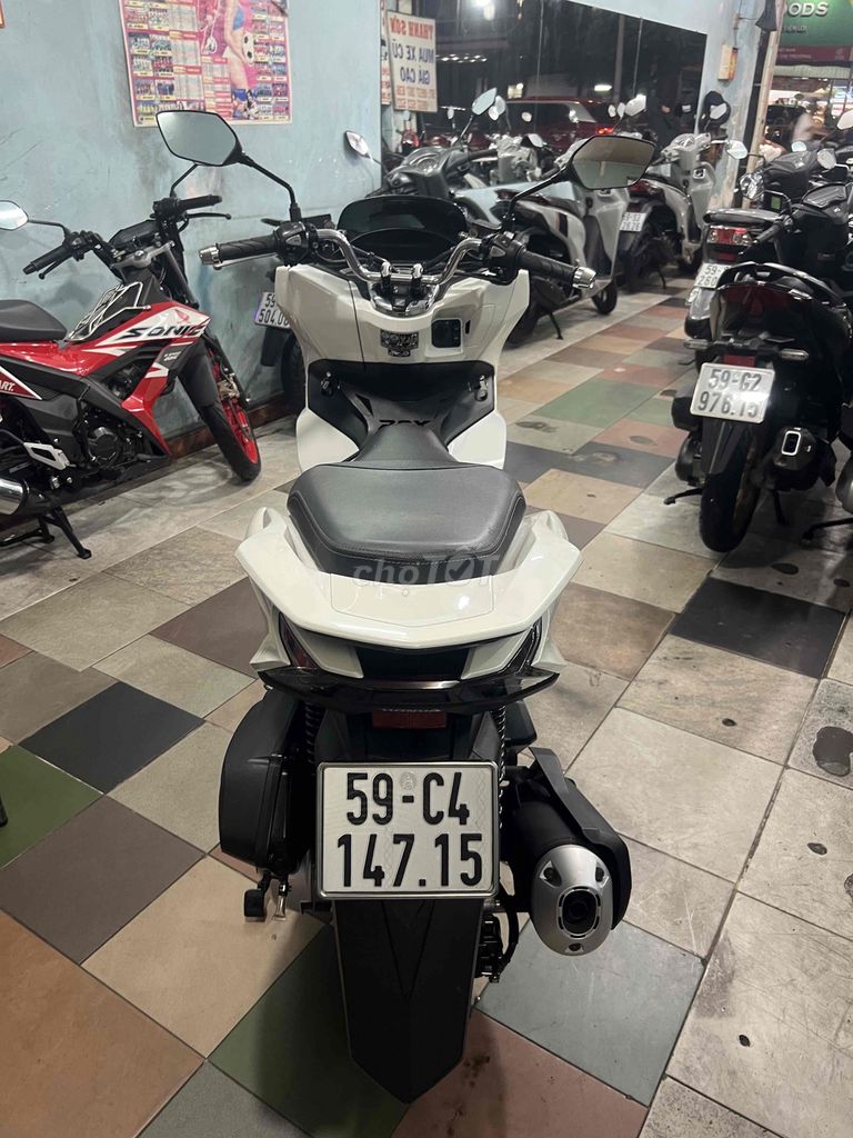 mới về (PCX)trắng tuyết mới tin zin hết nhe ac ơi. Mua bán Xe máy tại Quận Phú Nhuận Tp Hồ Chí Minh được đăng bởi CuBi Thanh Sơn hình 6