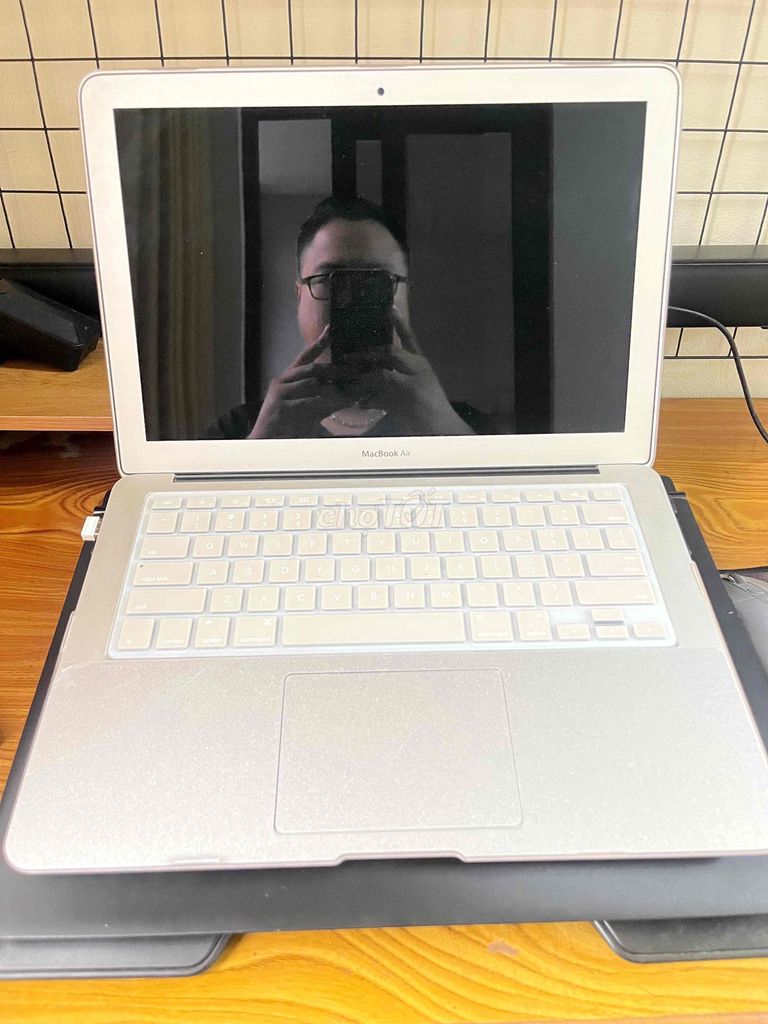 MacBook Air 2017 i7 8GB/128SSD. Mua bán Laptop tại Quận Hoàng Mai Hà Nội được đăng bởi Phong Nguyen hình 1