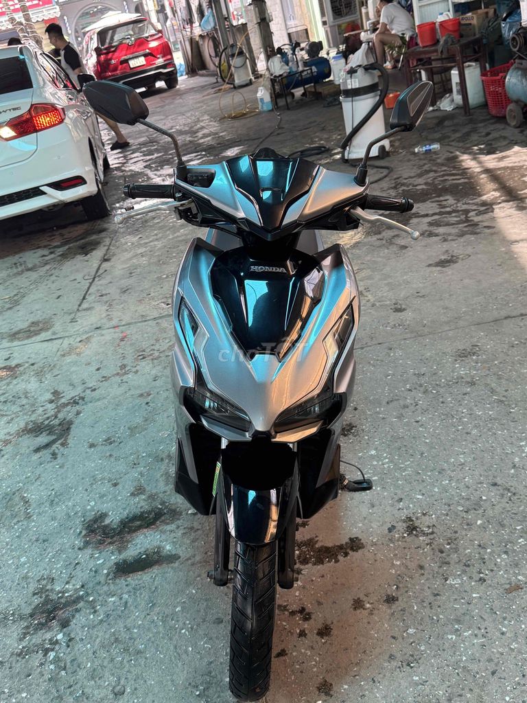 Air Blade đk 2020 chính chủ. Mua bán Xe máy tại Quận Hải Châu Đà Nẵng được đăng bởi Tôm hình 2