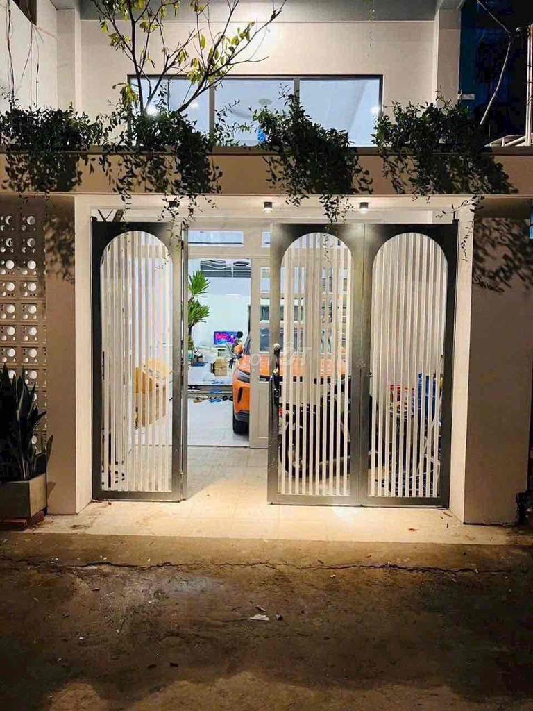 Nhà PHAN CHU TRINH - Vũng Tàu GIÁ 9ty990 nhà đẹp