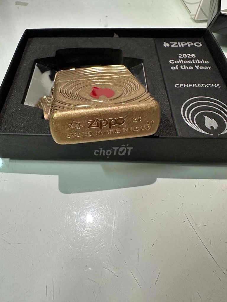 Bật lửa Zippo COTY 2026 Mạ vàng xi bụi