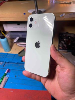 Apple iPhone 12 Xám đã thay màn hình