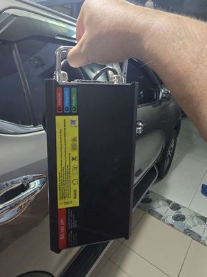 Sạc xe máy Vinfast 1000W BH đến 06.01.2026. Mua bán Phụ tùng xe tại Thị xã Tân Uyên Bình Dương được đăng bởi Đạt Ngô