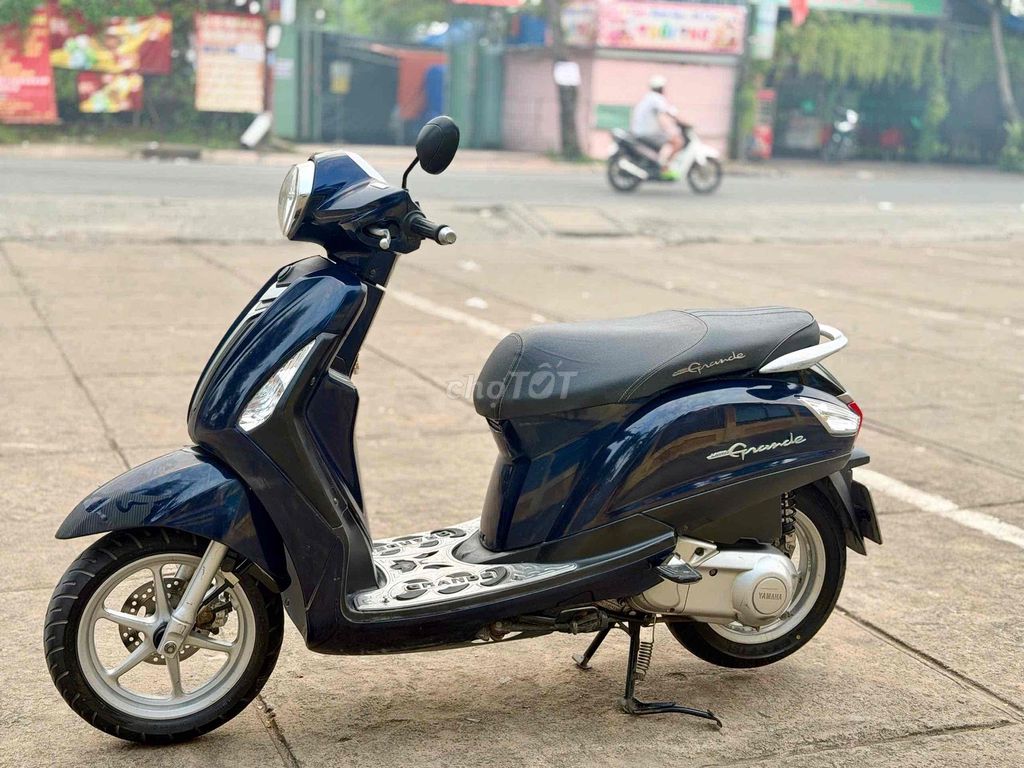 Yamaha Nozza Grande синий скутер