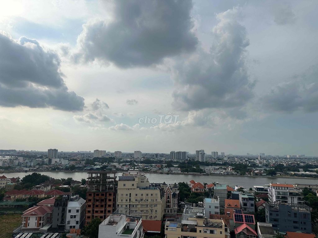 Bán gấp căn hộ chung cư Thủ Thiêm Sky, Thảo Điền