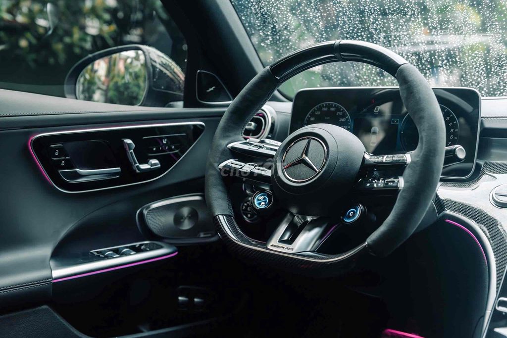 Mercedes C63 S E Performance AMG - 2024 - 680 HP. Mua bán Ô tô tại Quận 7 Tp Hồ Chí Minh được đăng bởi Thật Nguyễn LongAnh Auto hình 12