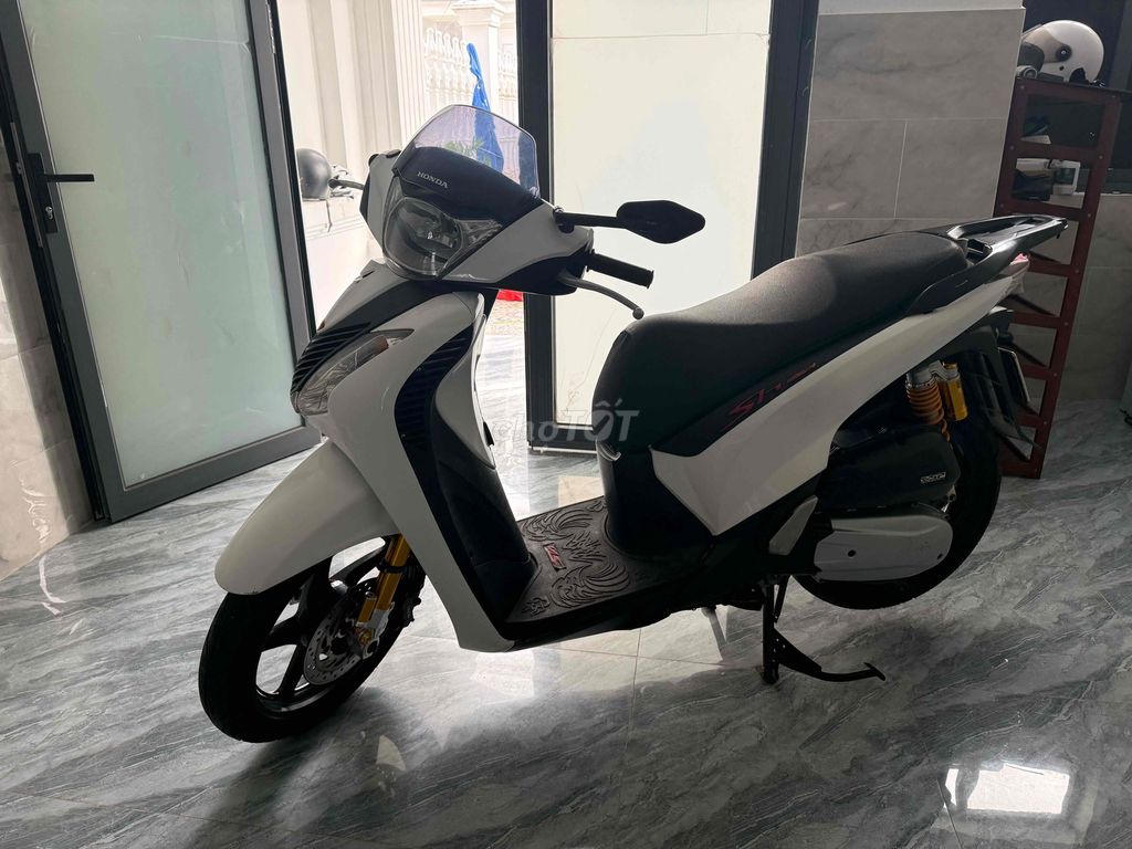 SH125 2016 lên áo ý. Mua bán Xe máy tại Huyện Mỏ Cày Nam Bến Tre được đăng bởi Phạm minh sang hình 3
