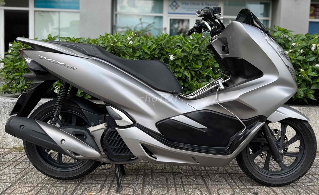 Honda PCX 150 2018 Smart Key Bạc. Mua bán Xe máy tại Thành phố Thủ Đức Tp Hồ Chí Minh được đăng bởi  xe máy HOÀNG THỊNH Thủ Đức  hình 1