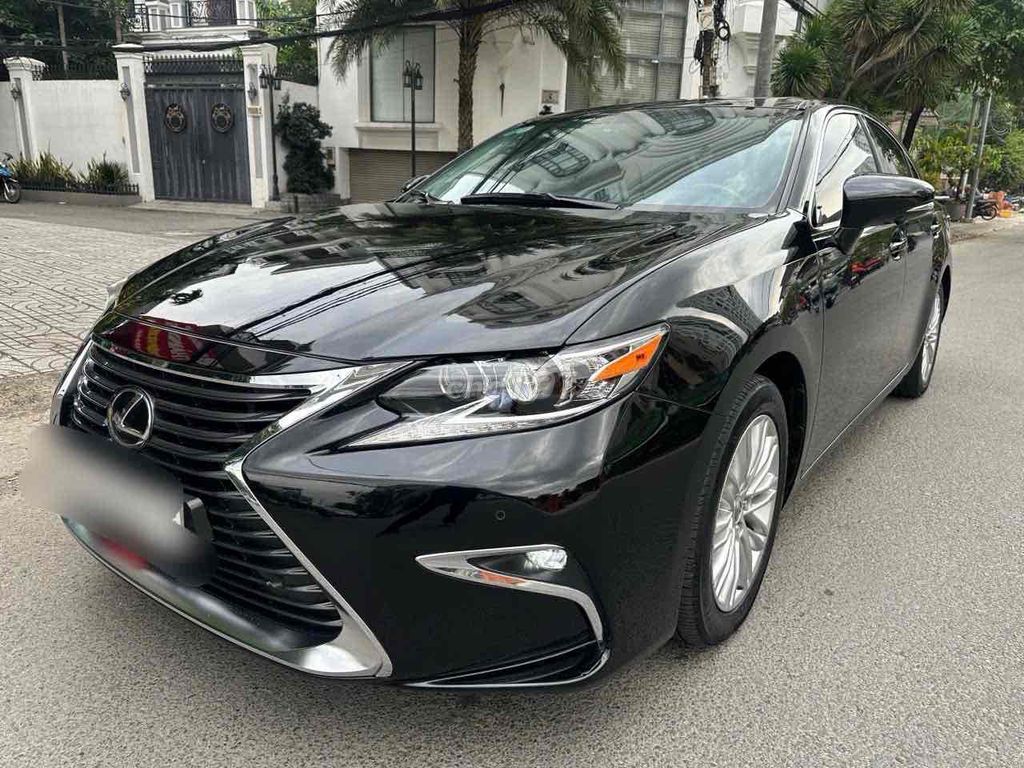 Lexus ES 250 2017 67000 km. Mua bán Ô tô tại Quận 7 Tp Hồ Chí Minh được đăng bởi auto thanh tâm  hình 2