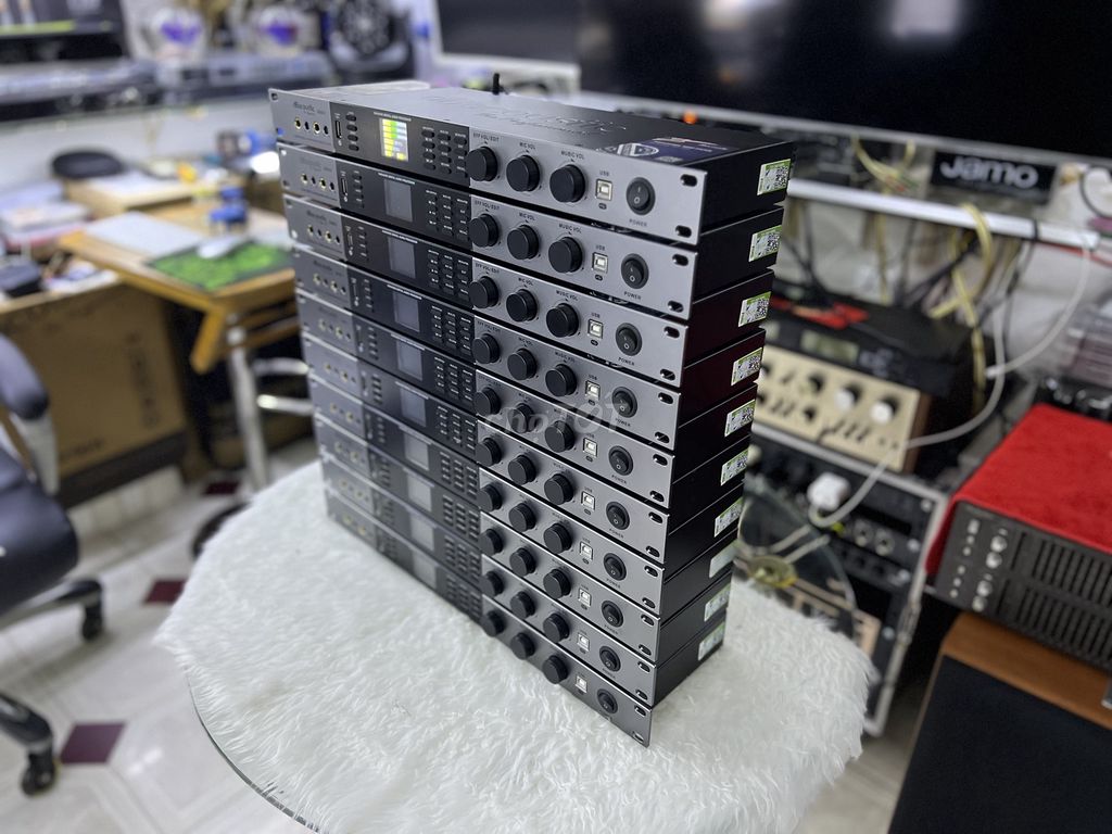 Hàng Mới Tồn kho Trôi Bảo Hành Thanh Lý Vang dB. Mua bán Tivi, Âm thanh tại Quận Tân Phú Tp Hồ Chí Minh được đăng bởi Triệu Hoàng Audio hình 1