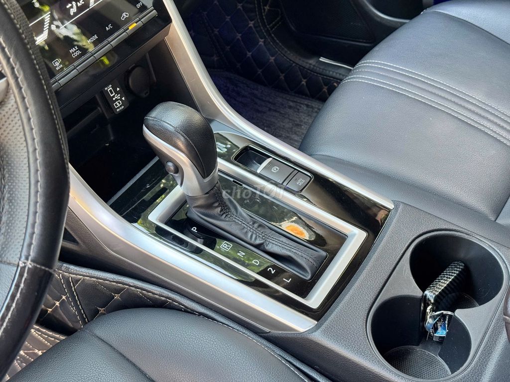 Mitsubishi Xpander Premium 2024. Mua bán Ô tô tại Quận Long Biên Hà Nội được đăng bởi Long Biên Cars hình 10