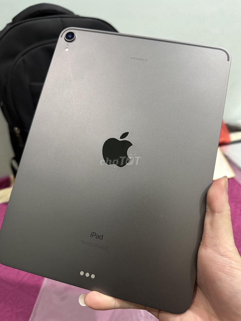 Ipad Pro 11" 2018 64g wf zin đẹp 99 pin 100%