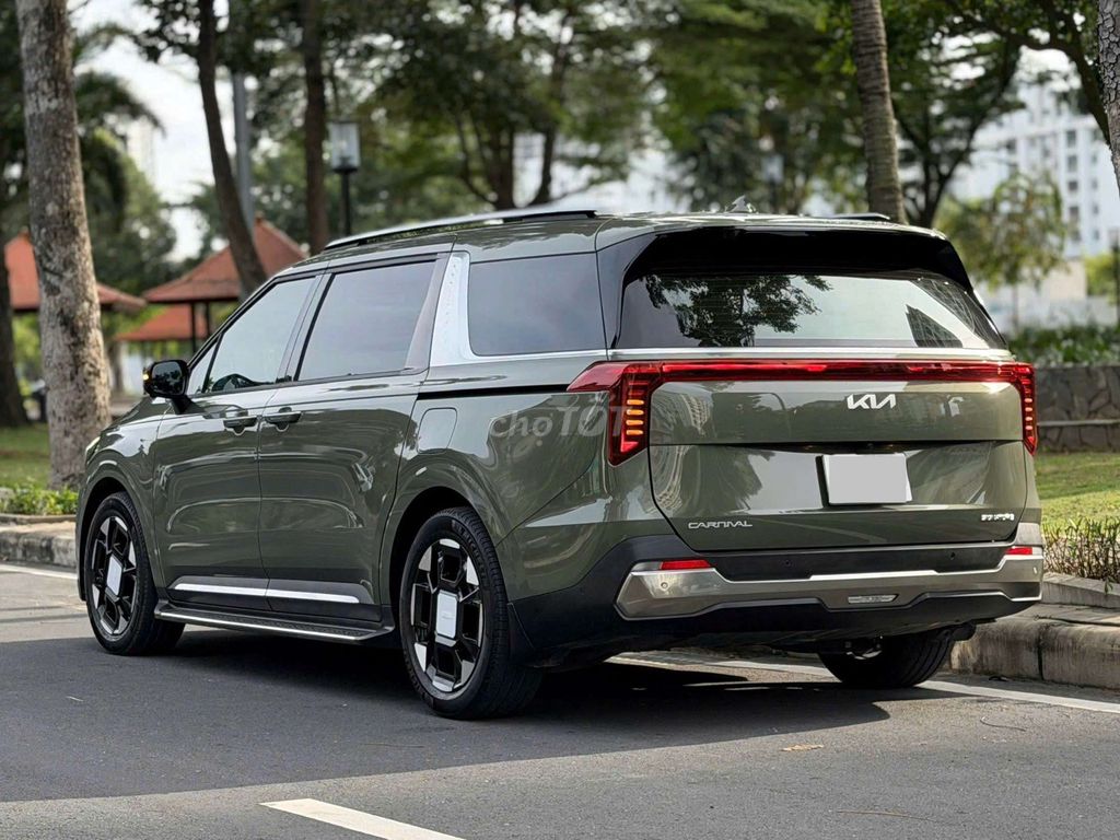 Kia carnival 2.2Dsignature 7s 6000 km. Mua bán Ô tô tại Thành phố Thủ Đức Tp Hồ Chí Minh được đăng bởi Ms Hiệp  hình 13