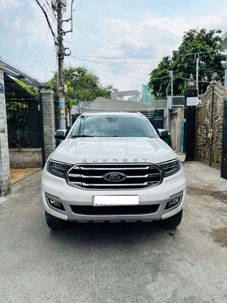 Ford Everest 2019 Titanium 2.0L AT 4WD - 200000 km