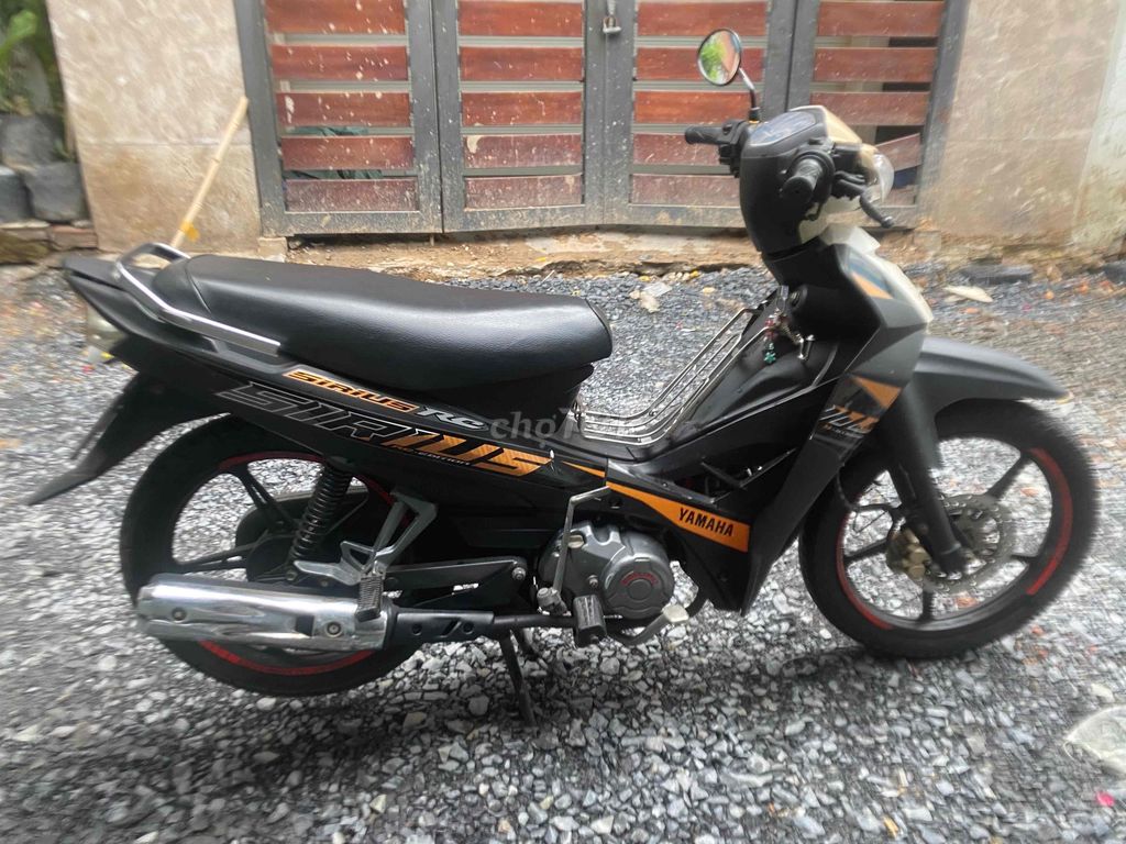 xe sirius hàn quốc bánh mân máy êm có đẽe. Mua bán Xe máy tại Quận 3 Tp Hồ Chí Minh được đăng bởi Phạm thanh Trí  hình 3