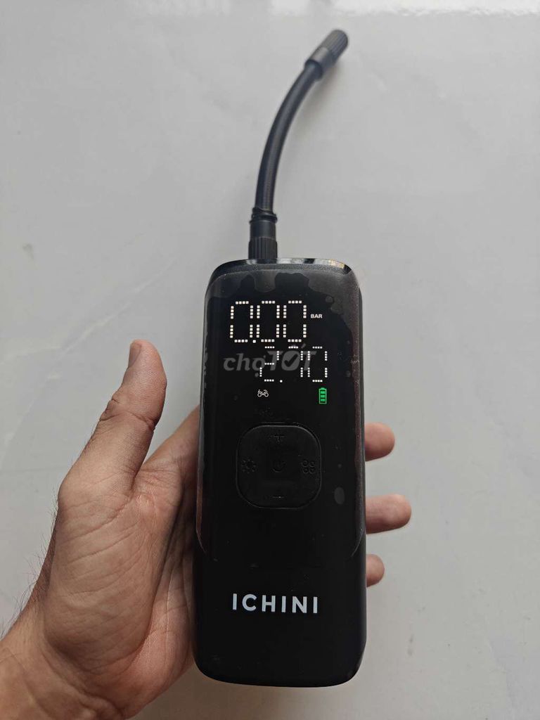 Bơm hơi điện Ichini KP01, pin 4k,kiêm đèn pin. Mua bán Nội thất, đồ gia dụng khác tại Quận 7 Tp Hồ Chí Minh được đăng bởi Sun MuabanChothue hình 1